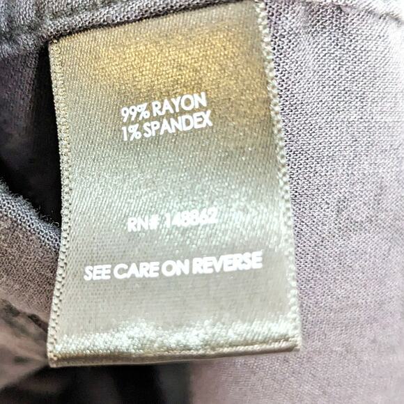 Torrid Womens 4X Top Lizzie Slub Button Up Short Sleeve Skulls Crop Plus Size - Picture 6 of 7